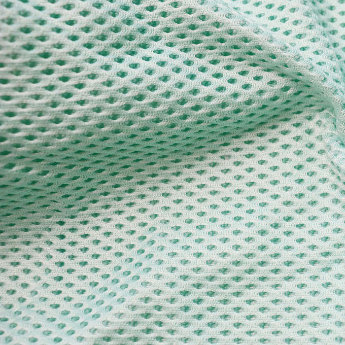 مادة الشبكة الهوائية 400GSM 2mm نايلون بوليستر الشبكة النسيج 57in إلى 58in 1