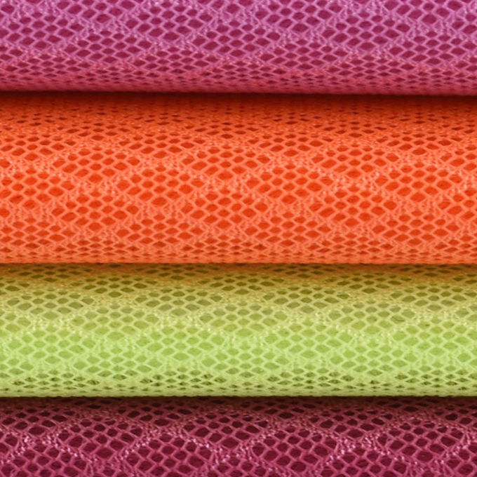 200×200 280gsm 3D Spacer Mesh بوليستر الألعاب الرياضية الشبكة النسيج لتعزيز الجمال 6